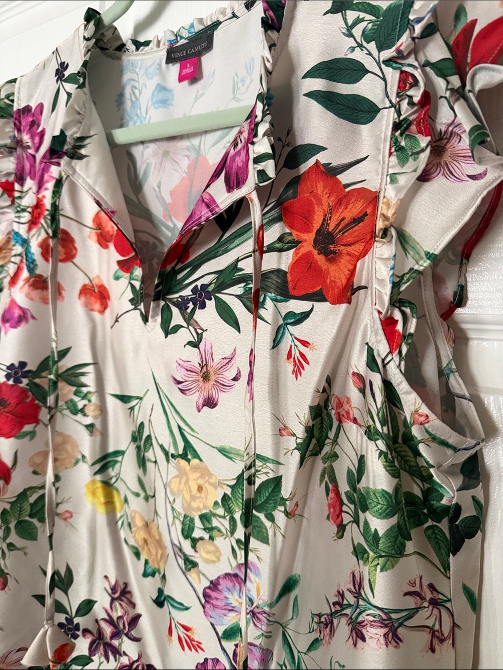Vince Camuto White Floral Blouse - Picture 3 of 3